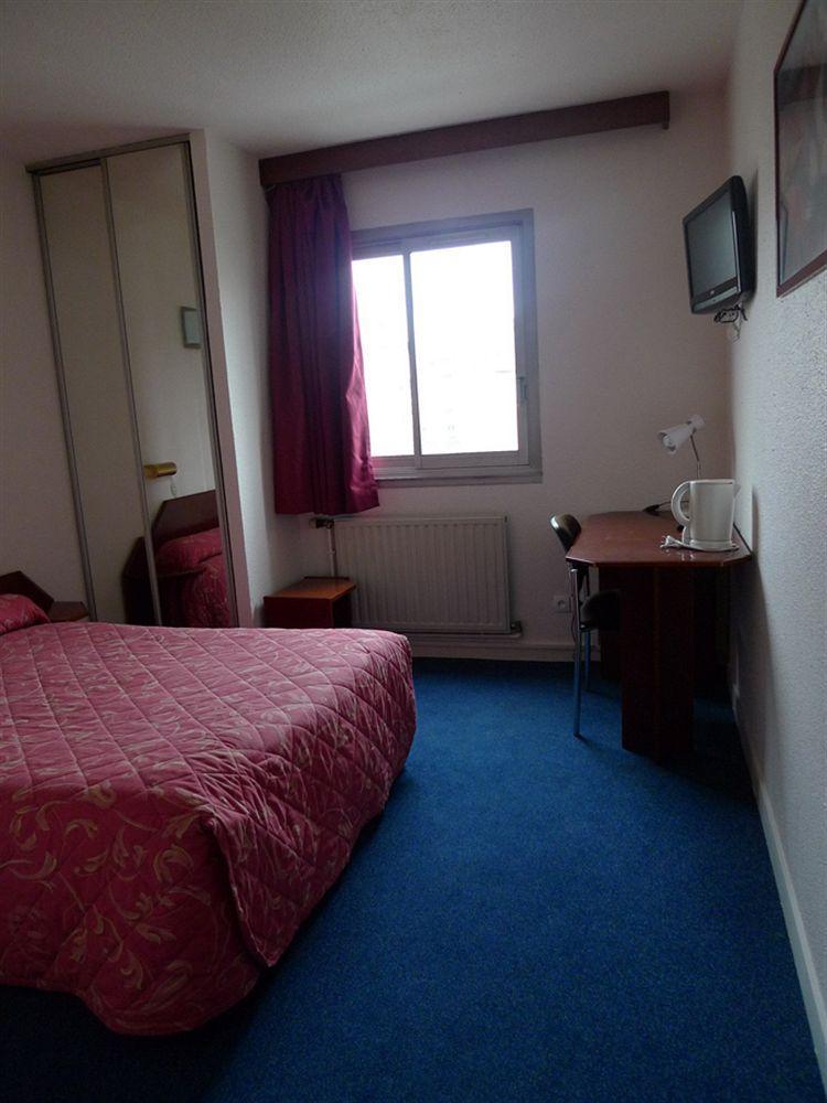 Milton Hotel Neuilly-Plaisance Esterno foto