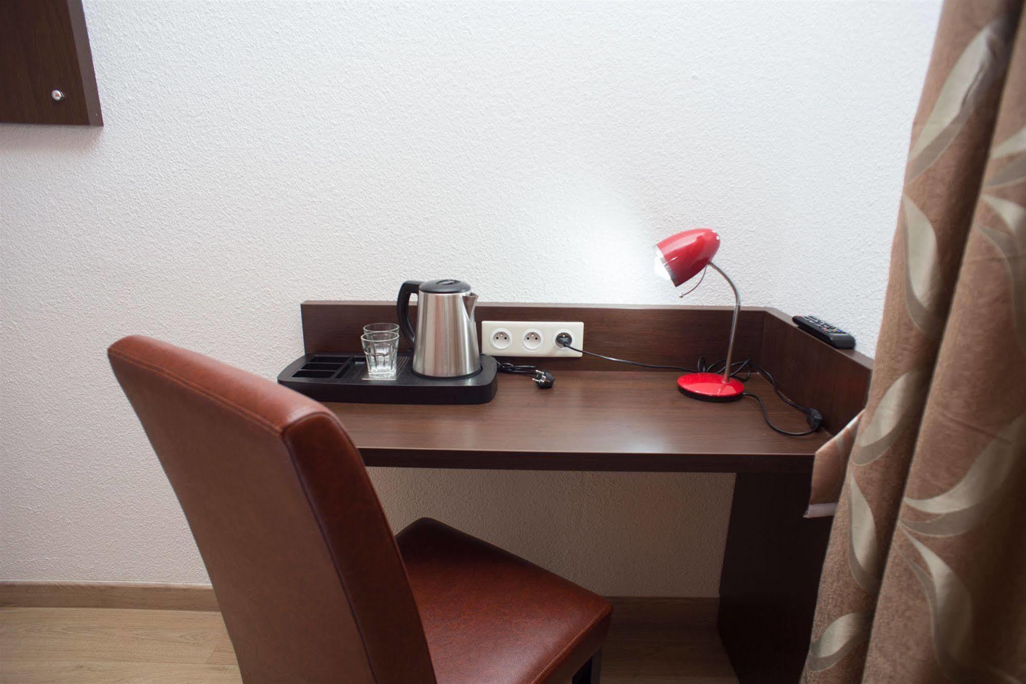 Milton Hotel Neuilly-Plaisance Esterno foto